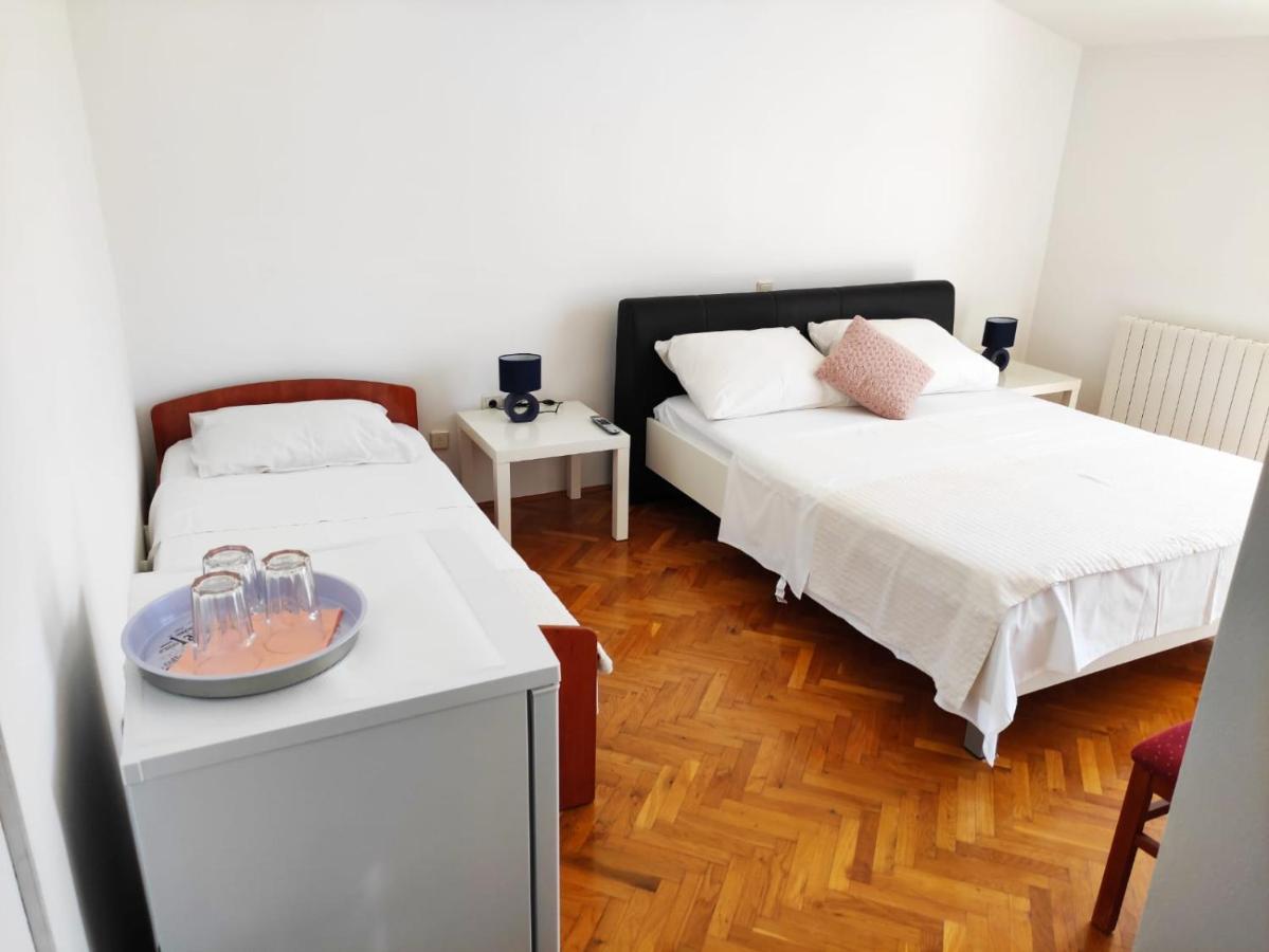 Kaštel Lukšić 瓦妮卡宾馆酒店 外观 照片