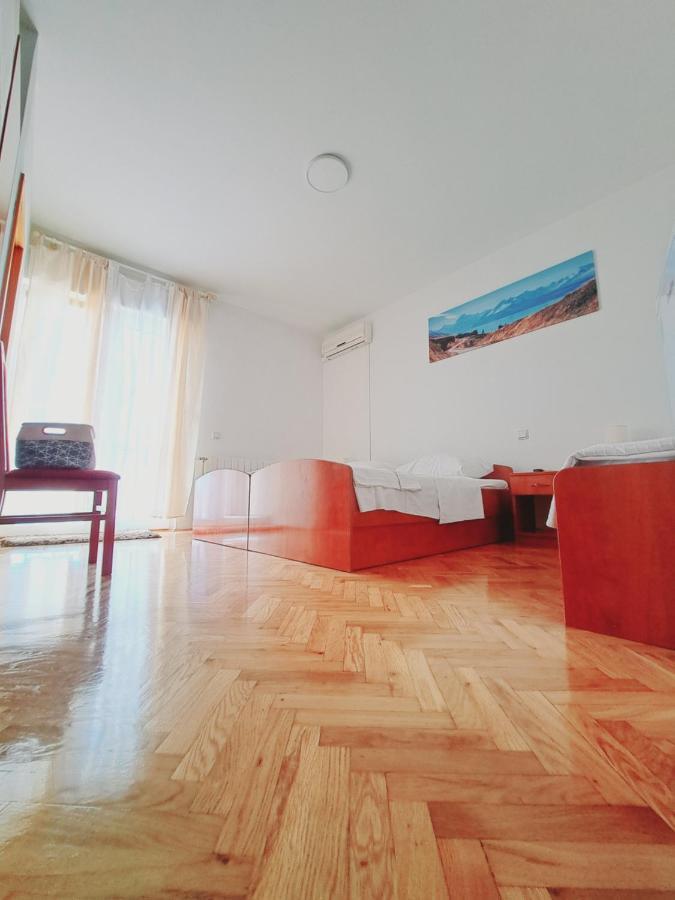Kaštel Lukšić 瓦妮卡宾馆酒店 外观 照片