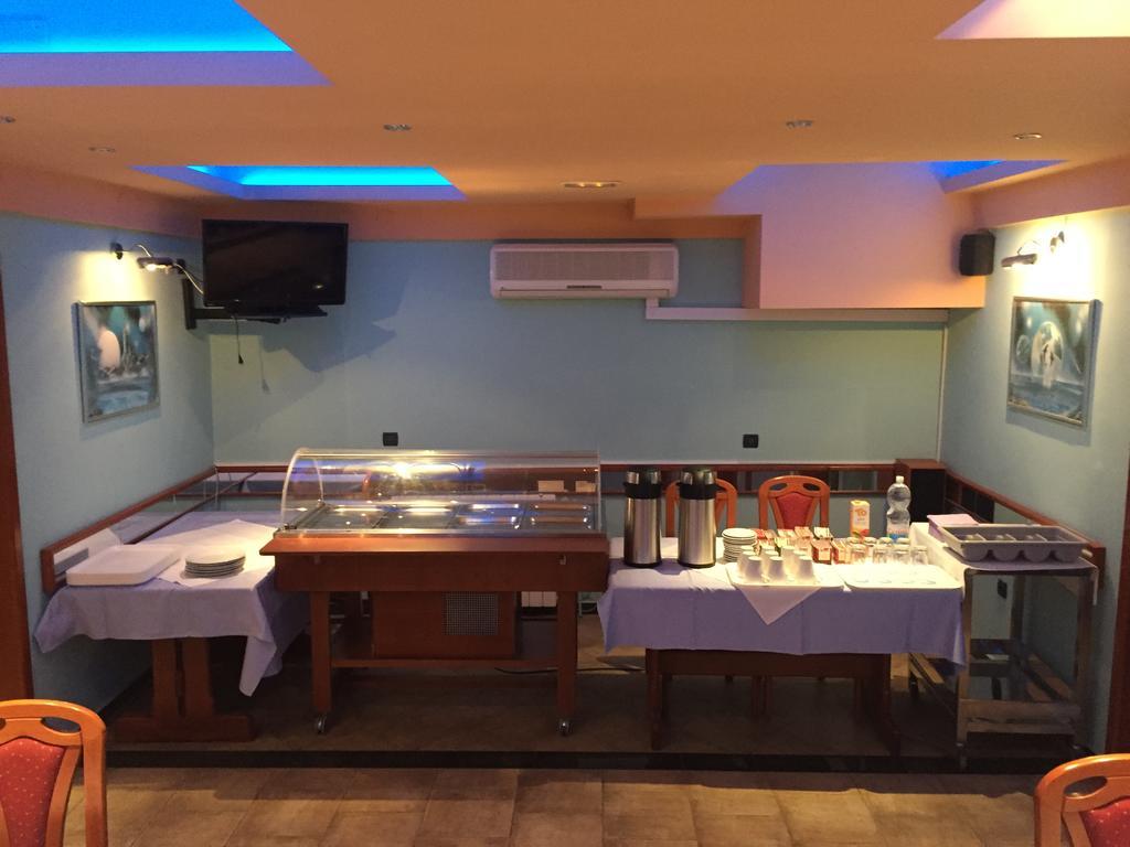 Kaštel Lukšić 瓦妮卡宾馆酒店 外观 照片